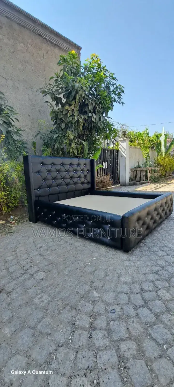 የሚሸጥ የተሰራ 1.50 ሌዘር አልጋ 24.000