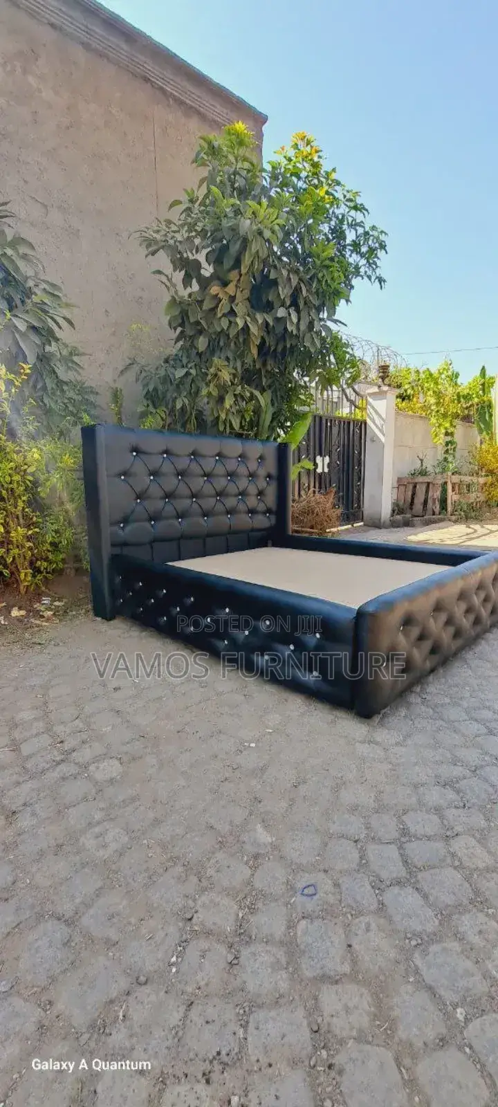 የሚሸጥ የተሰራ 1.50 ሌዘር አልጋ 24.000