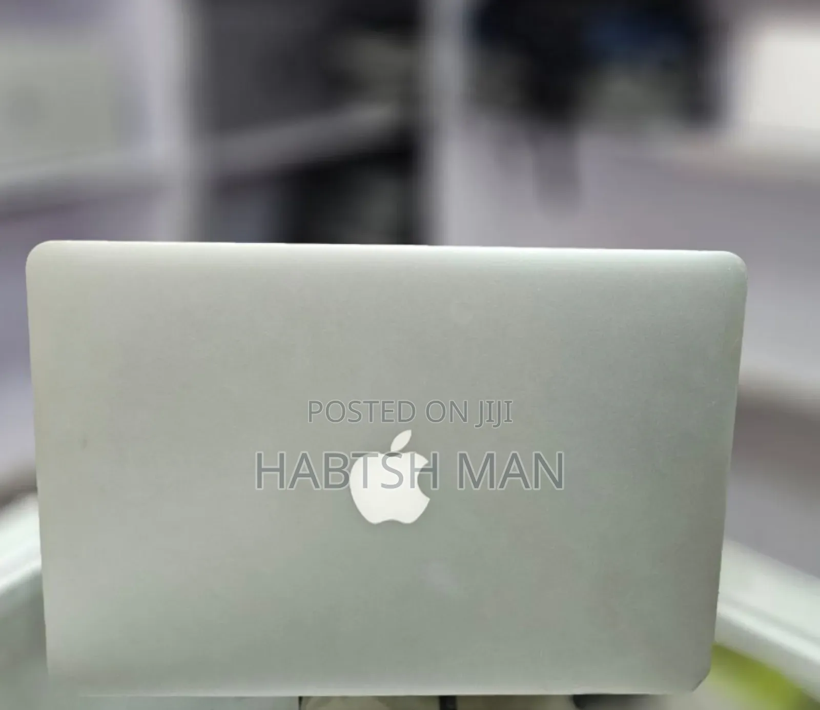 New Laptop Apple MacBook Air 2013 4GB Intel Core I5 SSD 128GB