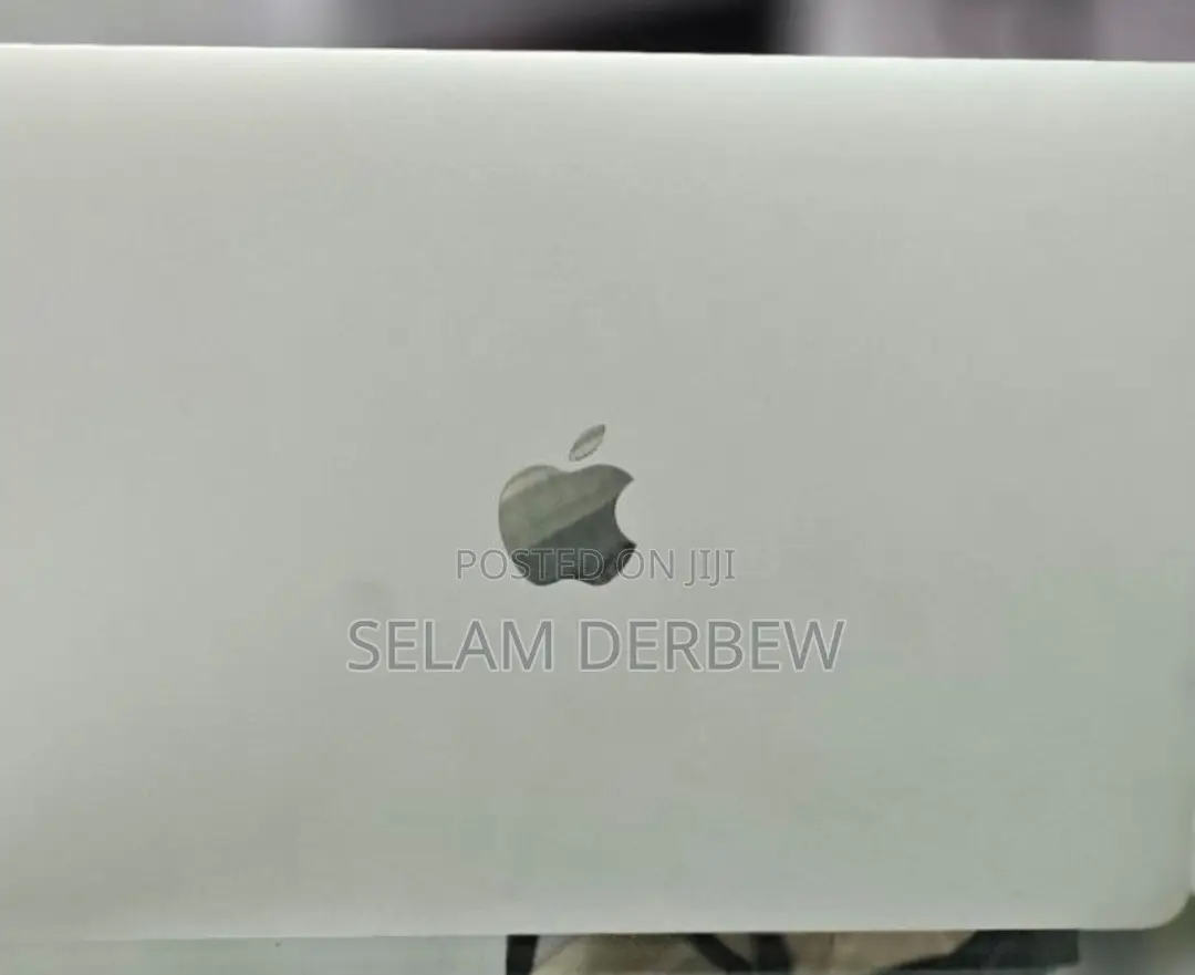 New Laptop Apple MacBook Pro 2020 16GB Intel Core I5 SSD 1T