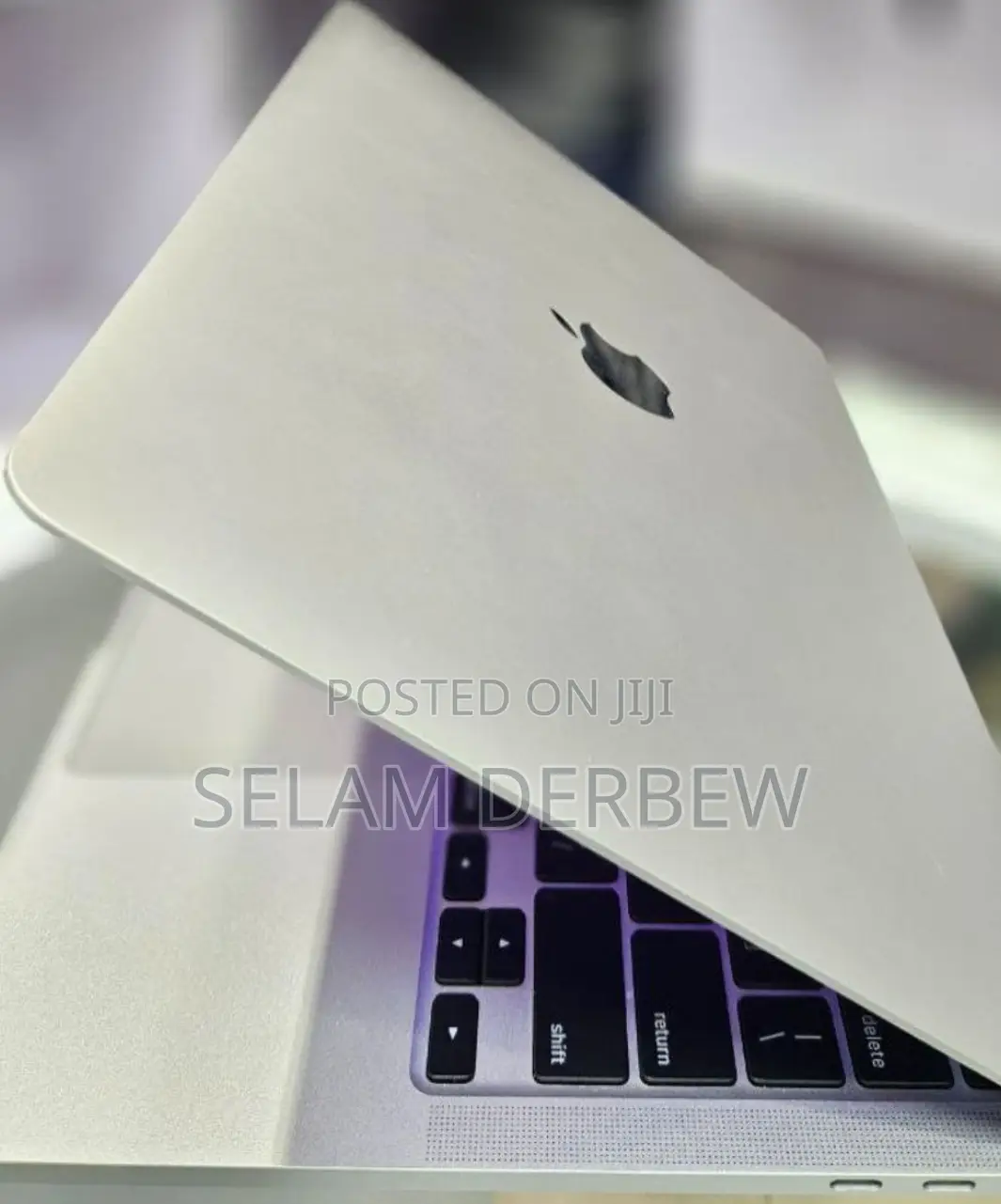 New Laptop Apple MacBook Pro 2020 16GB Intel Core I5 SSD 1T