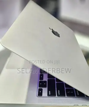 New Laptop Apple MacBook Pro 2020 16GB Intel Core I5 SSD 1T