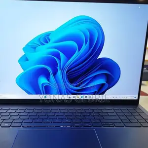 New Laptop Dell Inspiron 16 Plus 7630 16GB Intel Core I7 SSD 1T