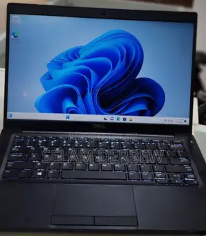 Photo - New Laptop Dell Latitude 5310 8GB Intel Core I5 SSD 256GB