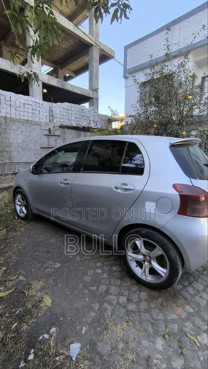 Toyota Yaris 2007 Silver