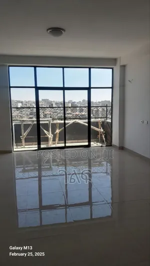 Furnished 3bdrm Apartment in ፊጋ ኖህ ሪልስቴት 151 ካሬ, Bole for sale