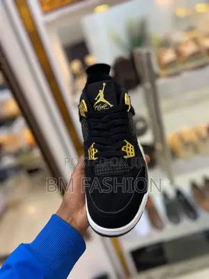 Jordan 4 Black X Golden