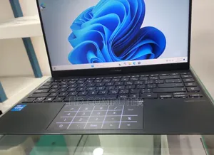 Photo - New Laptop Asus ZenBook UX330UA 8GB Intel Core I5 SSD 512GB