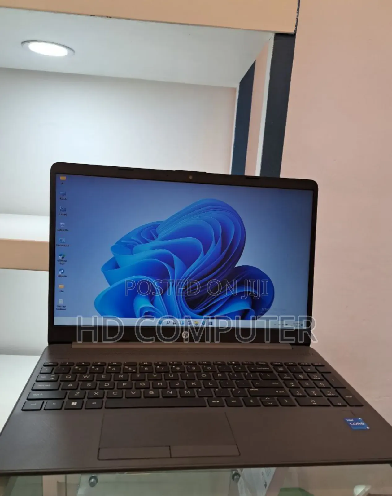 New Laptop HP Stream Notebook 8GB Intel Core I5 SSD 1T