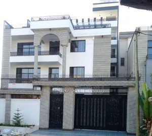 10bdrm House in የሚሸጥ 375 ካሬ ቤት ለቡ, Bole for sale