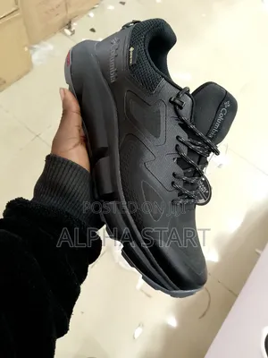 Photo - Colombia Sneakers High Quality Shoes for You