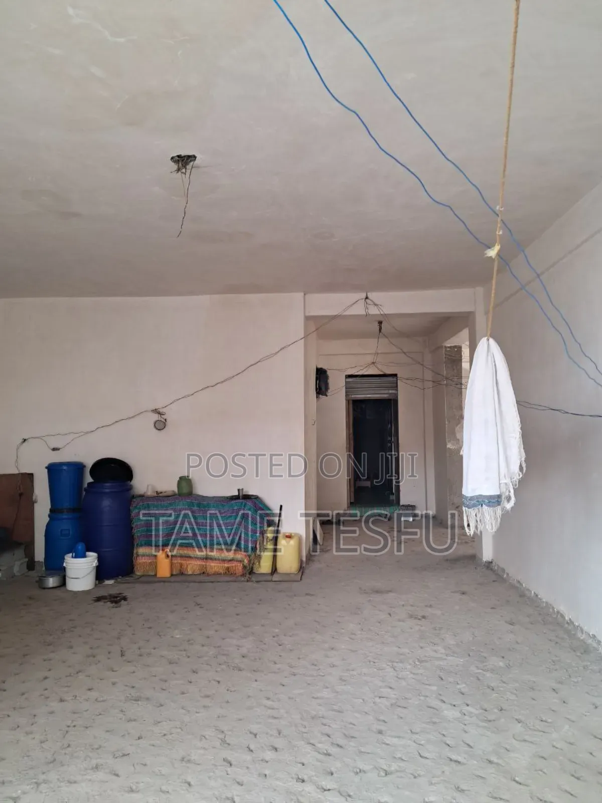 6bdrm House in Cmc Minsterochi, Bole for sale