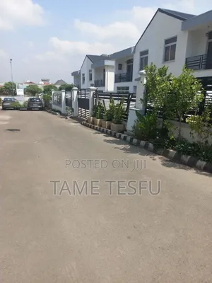 Photo - 6bdrm House in Hayat Compound, Bole for sale