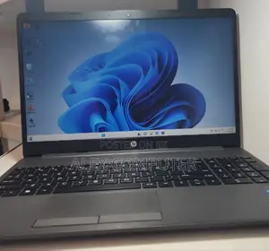 New Laptop HP Stream Notebook 8GB Intel Core I5 SSD 1T