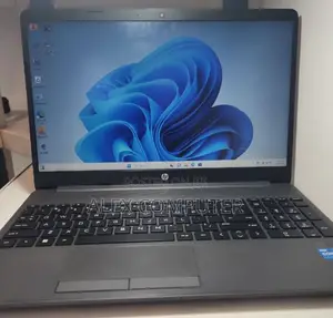 New Laptop HP Stream Notebook 8GB Intel Core I5 SSD 1T