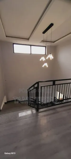 Furnished 5bdrm House in Summit, Bole for sale