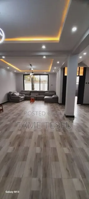 Furnished 5bdrm House in Summit, Bole for sale