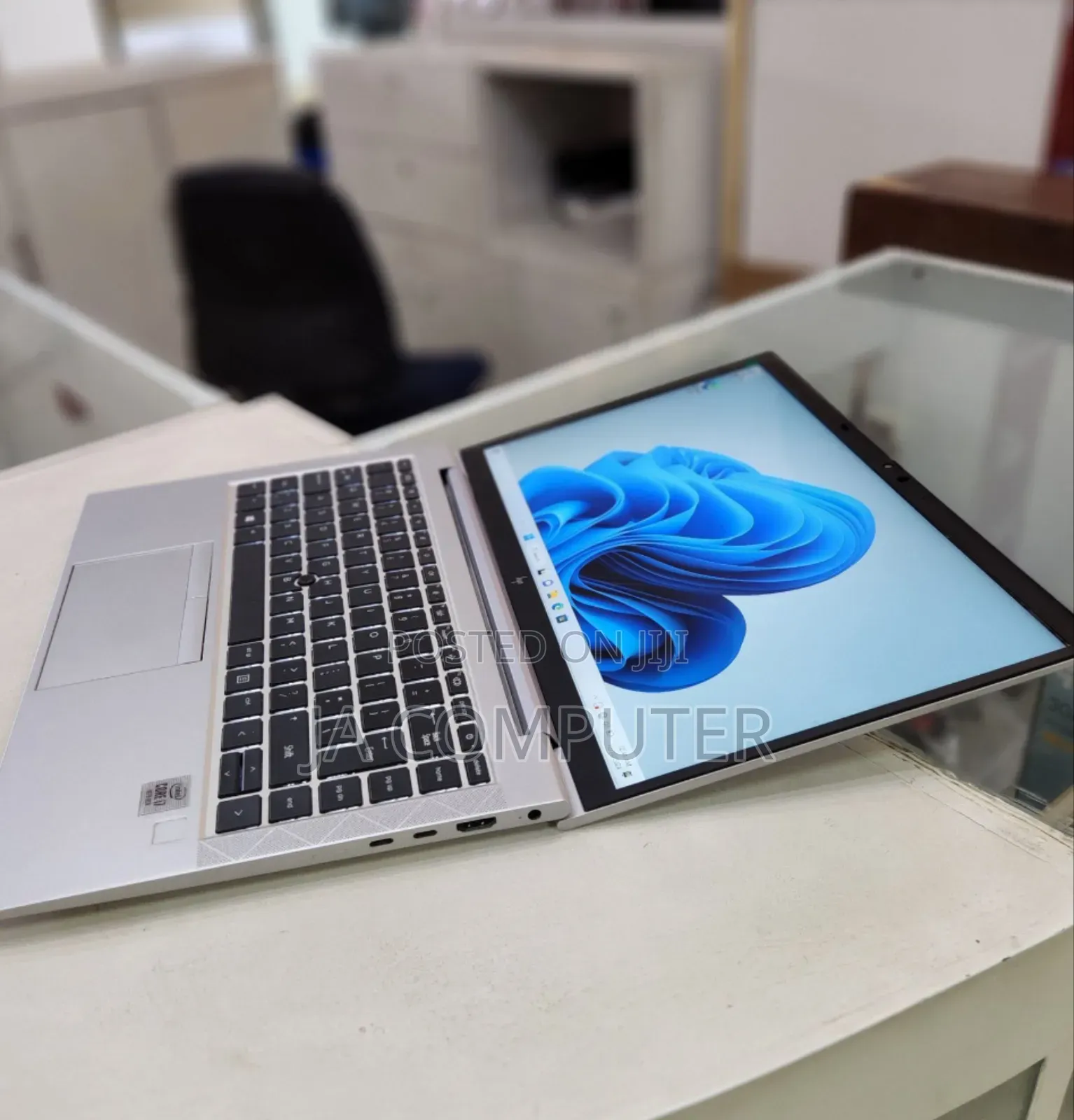 New Laptop HP EliteBook 840 G7 16GB Intel Core I7 SSD 512GB