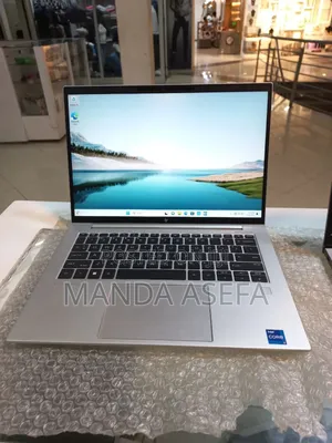 New Laptop HP EliteBook 840 10 16GB Intel Core I7 SSD 512GB