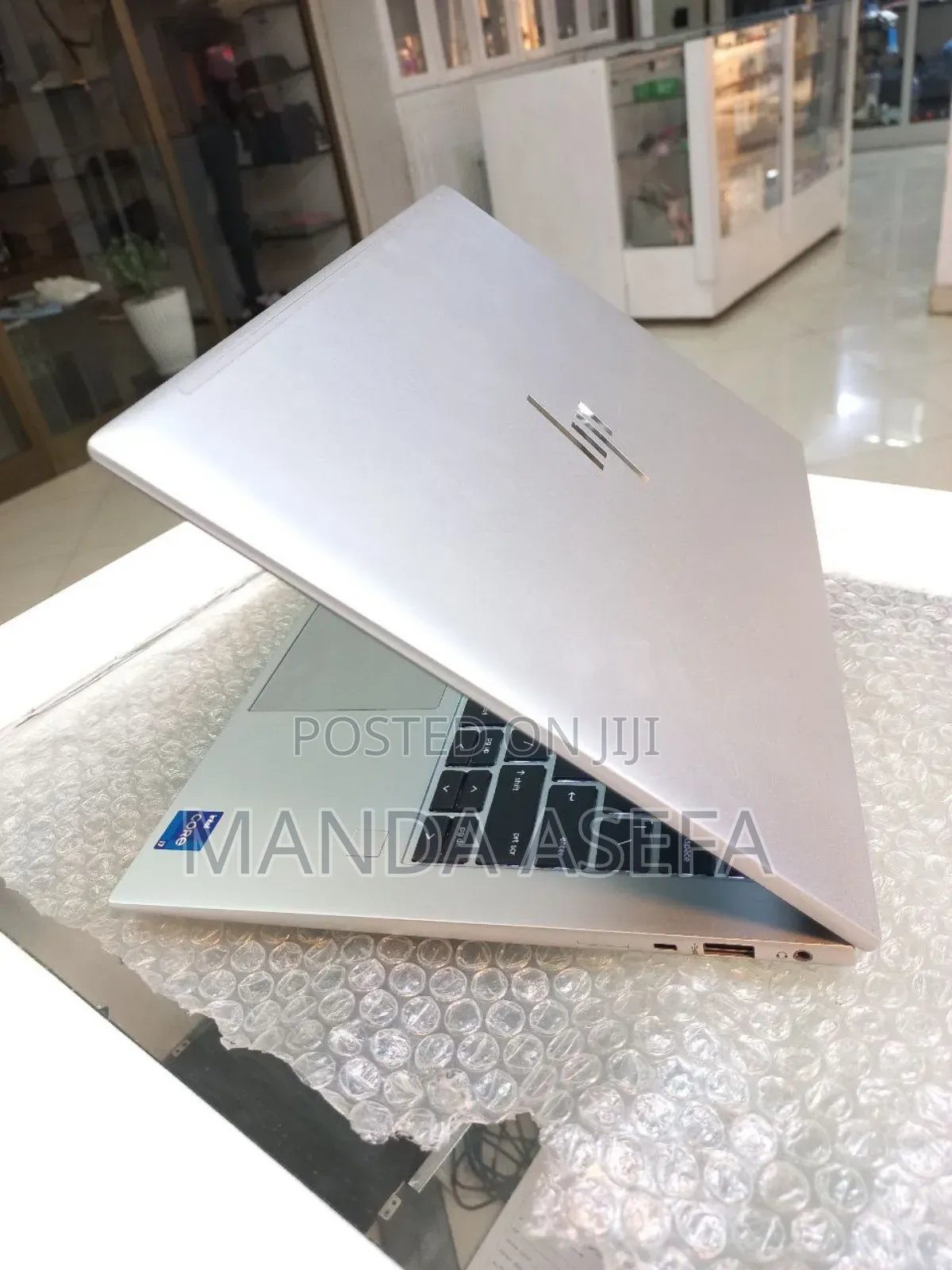 New Laptop HP EliteBook 840 10 16GB Intel Core I7 SSD 512GB