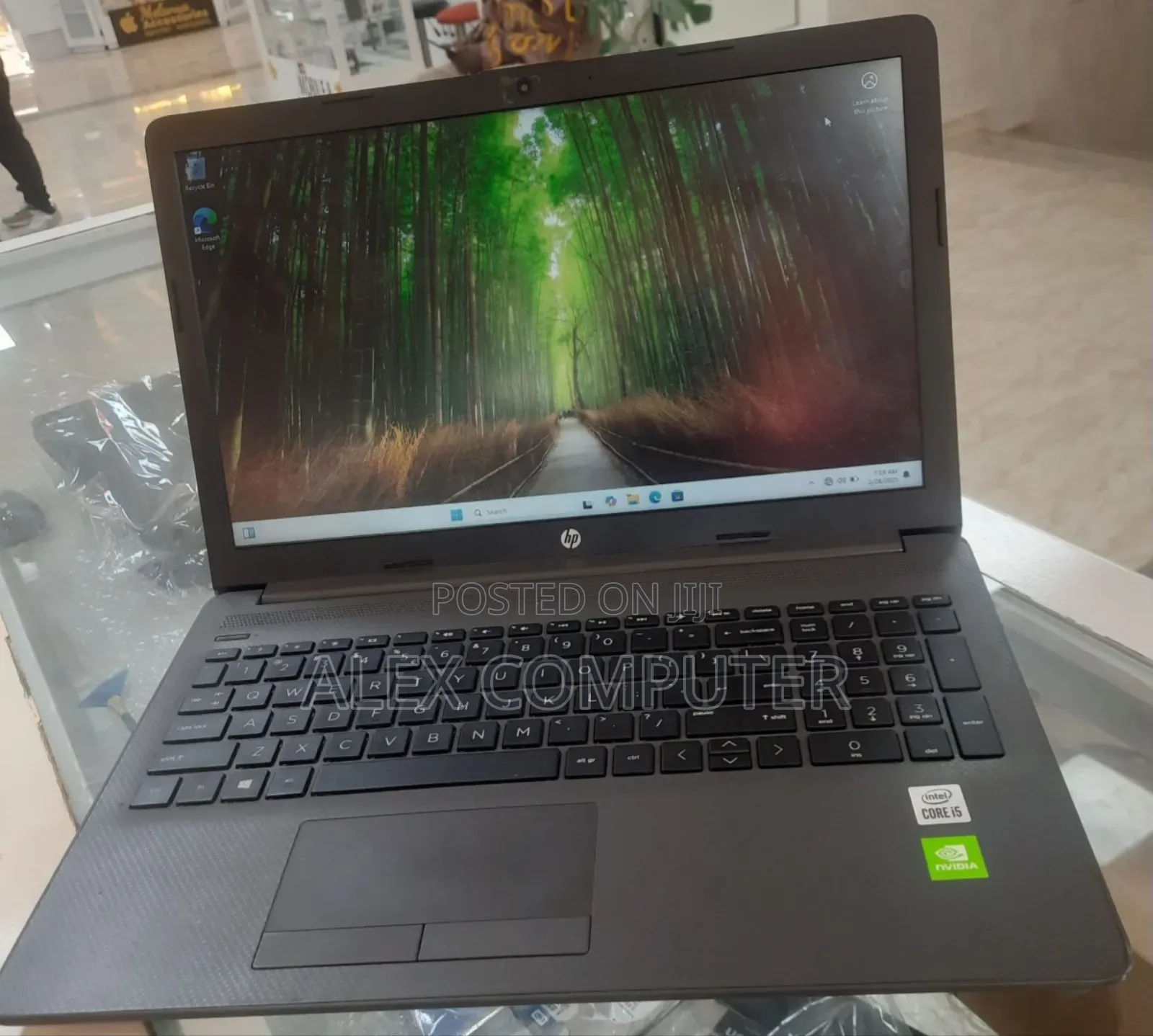New Laptop HP Stream Notebook 16GB Intel Core I5 HDD 1T
