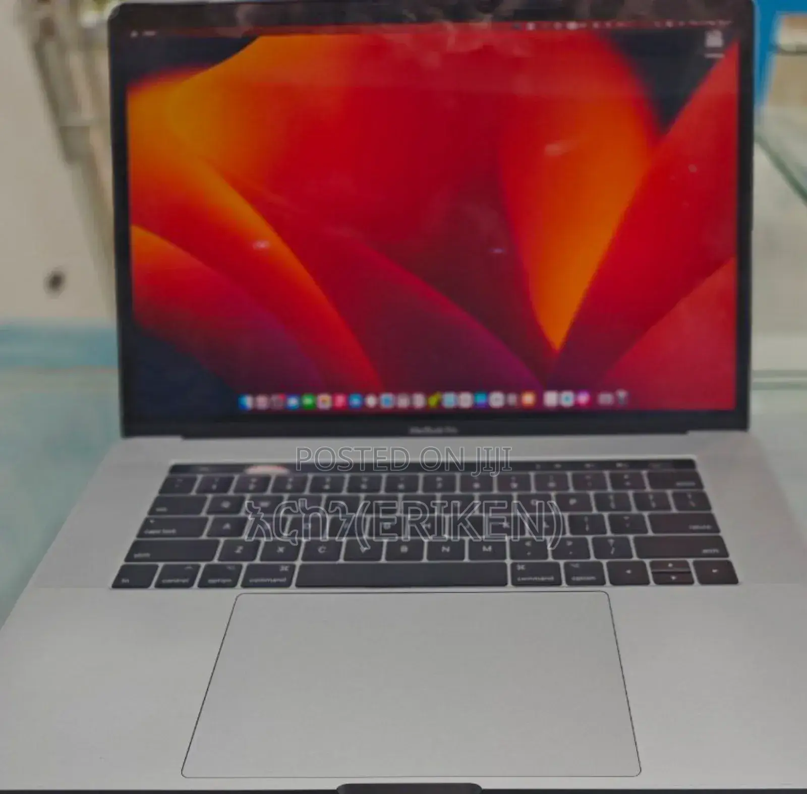 New Laptop Apple MacBook Pro 2017 16GB Intel Core I7 SSD 1T