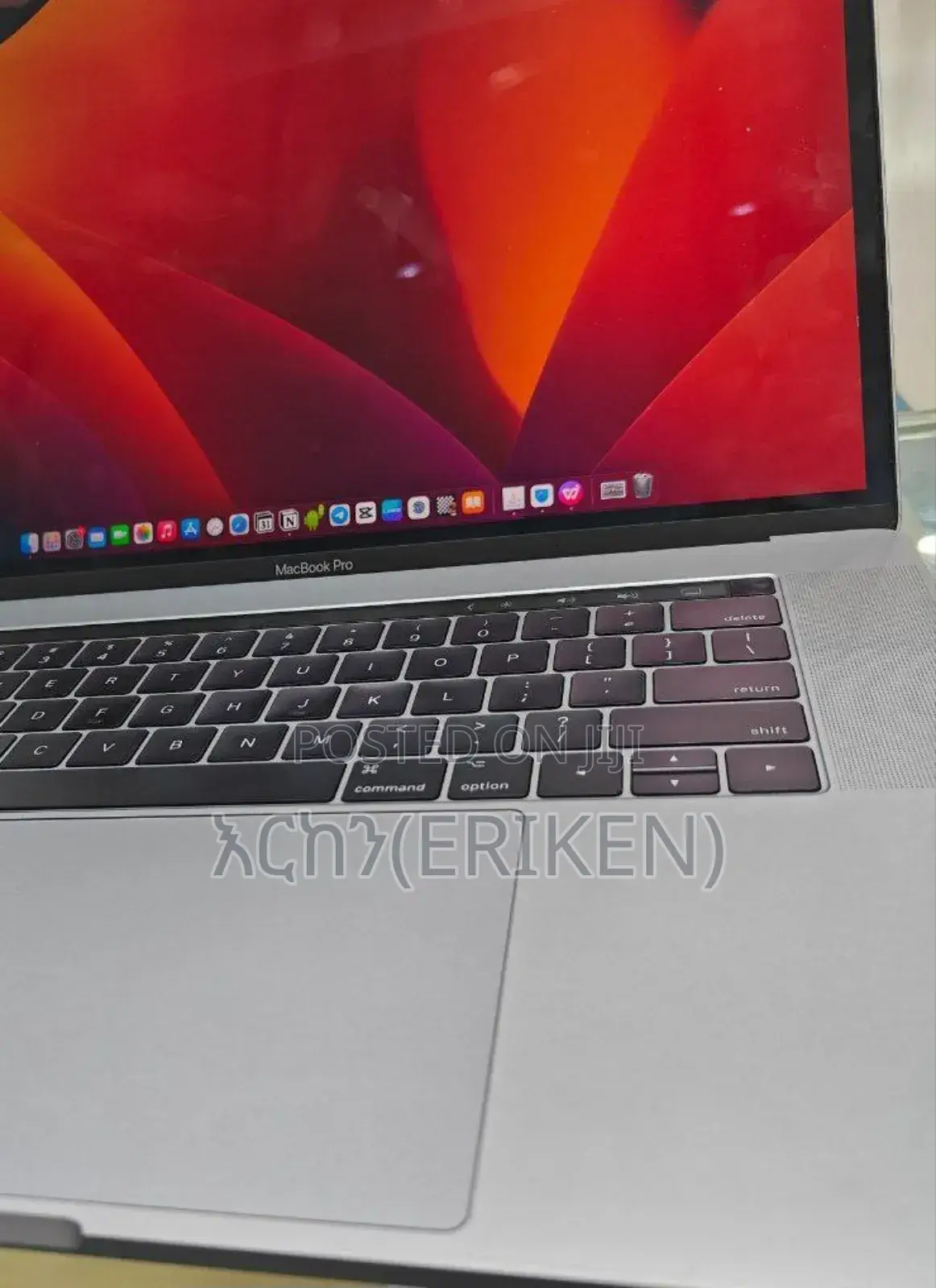 New Laptop Apple MacBook Pro 2017 16GB Intel Core I7 SSD 1T