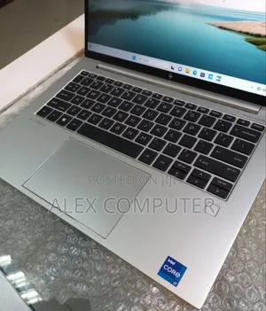 New Laptop HP EliteBook 840 G9 16GB Intel Core I7 SSD 512GB