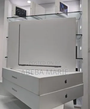 Photo - New Laptop Apple MacBook Air 2024 M3 15-Inch 8GB Apple M3 SSD 512GB