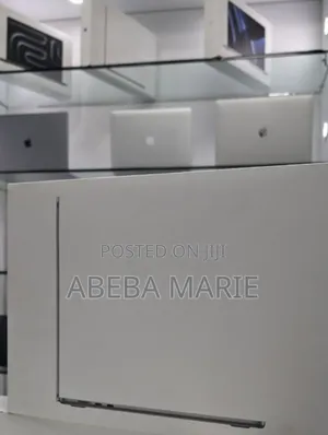 New Laptop Apple MacBook Air 2024 M3 15-Inch 8GB Apple M3 SSD 512GB