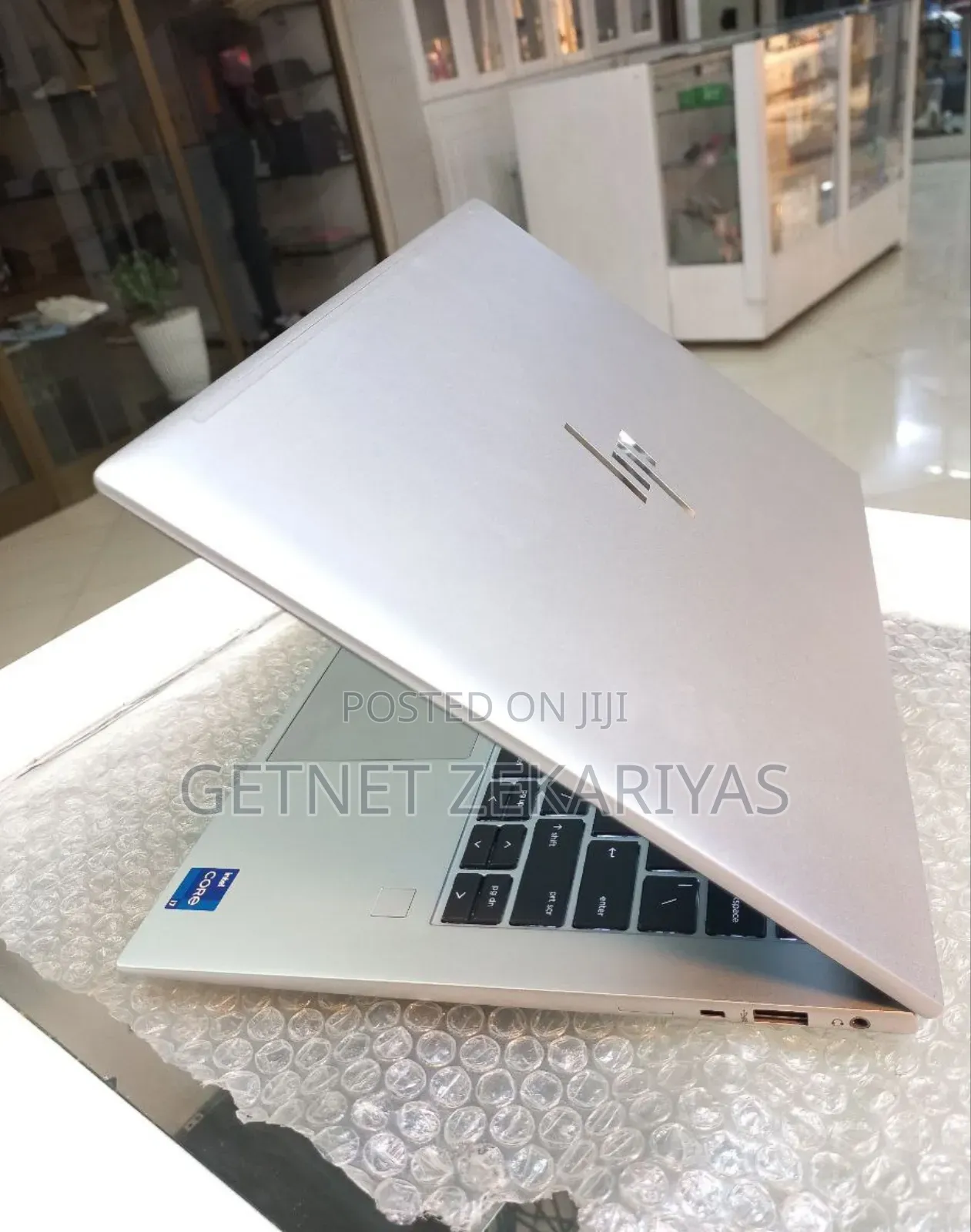 New Laptop HP EliteBook 840 10 16GB Intel Core I7 SSD 512GB