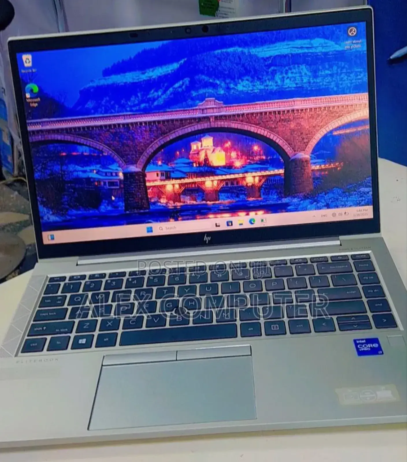 New Laptop HP EliteBook 840 G8 16GB Intel Core I7 SSD 512GB
