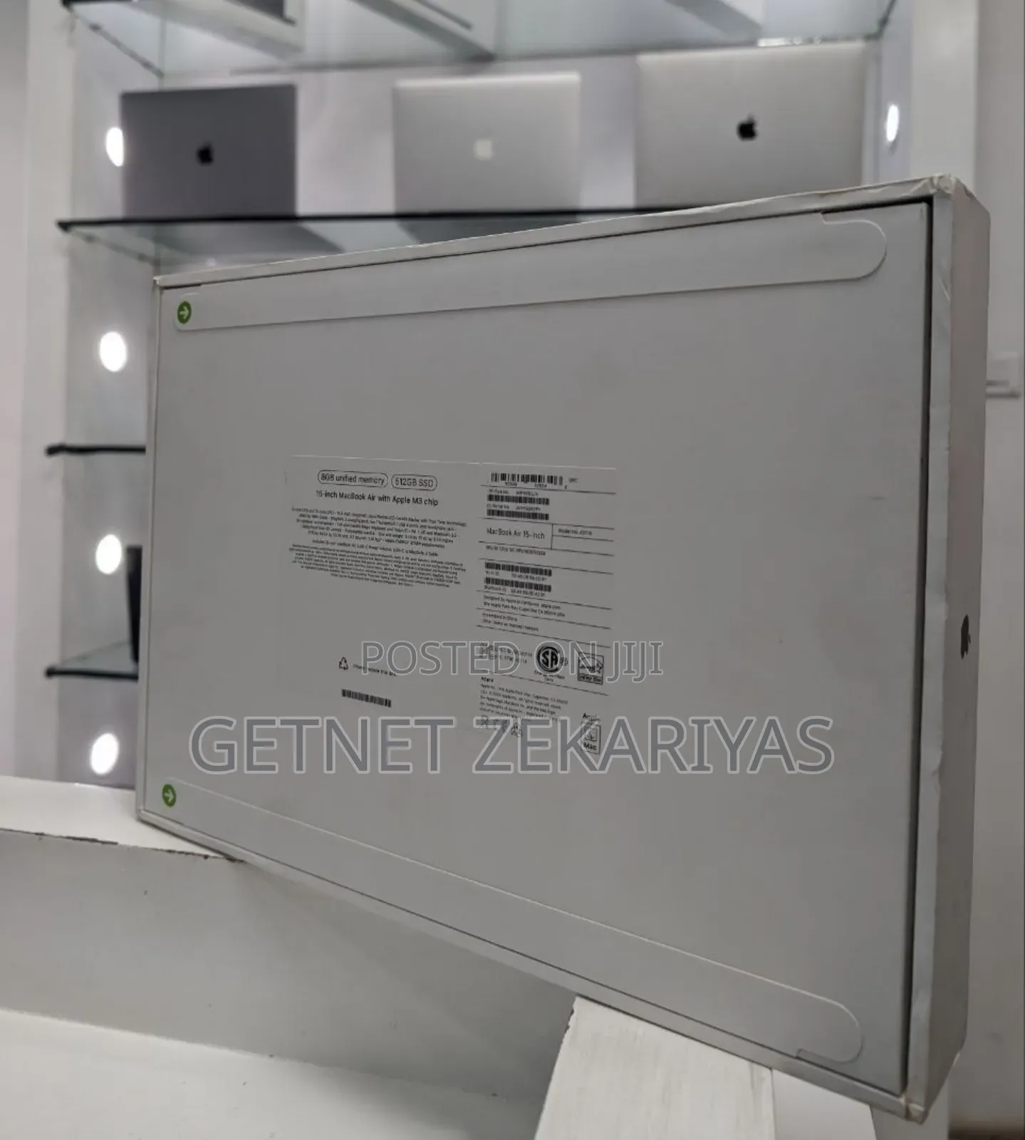 New Apple MacBook Air 2024 M3 15-Inch 8GB Apple M2 Ultra SSD 512GB