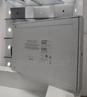 Photo - New Apple MacBook Air 2024 M3 15-Inch 8GB Apple M2 Ultra SSD 512GB