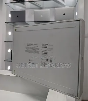 New Apple MacBook Air 2024 M3 15-Inch 8GB Apple M2 Ultra SSD 512GB