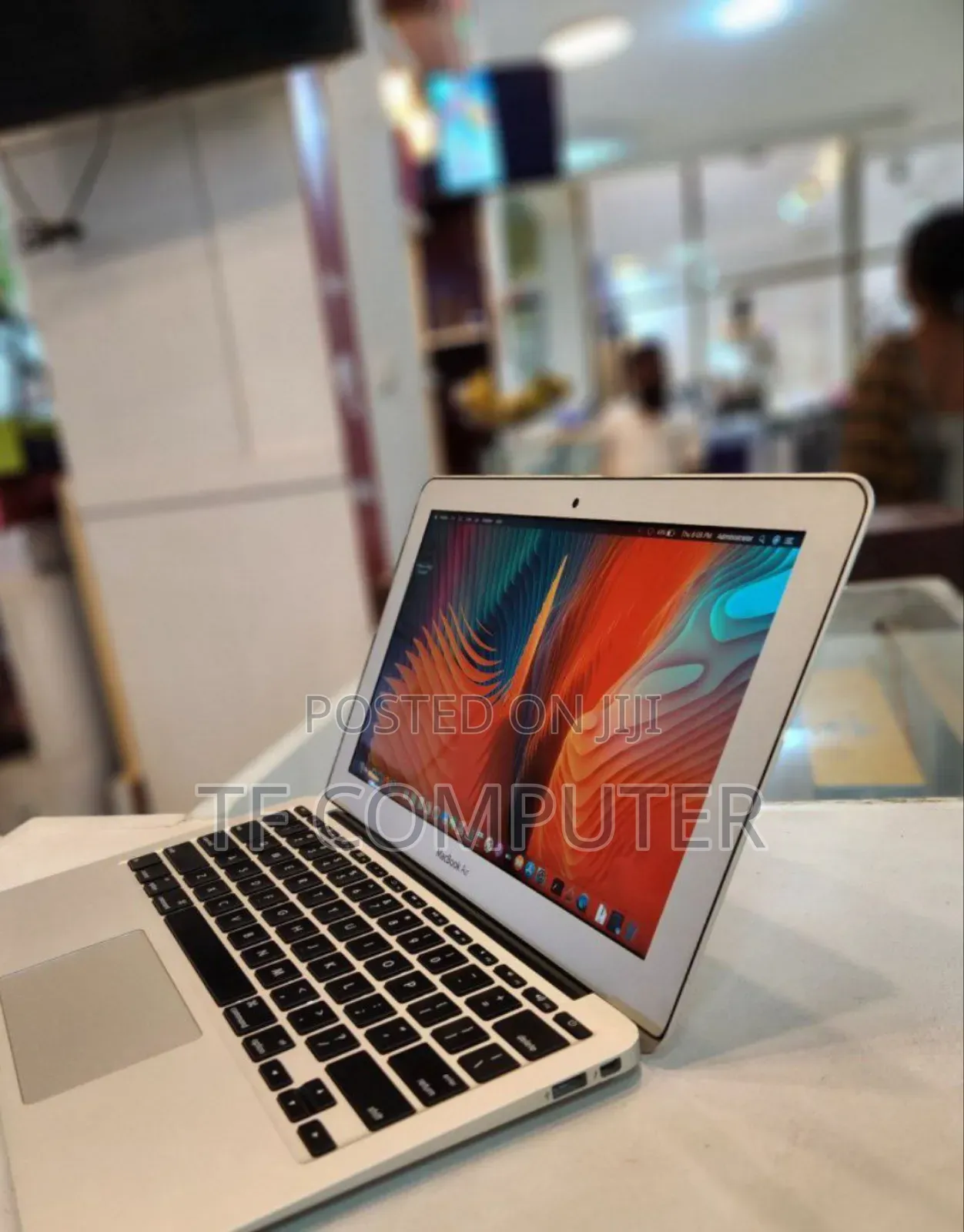 New Laptop Apple MacBook Air 2011 4GB Intel Core I5 SSD 128GB