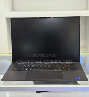 New Laptop Dell XPS 12 (9250) 16GB Intel Core I7 SSD 1T