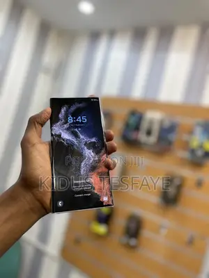 Photo - Samsung Galaxy S22 Ultra 256 GB White