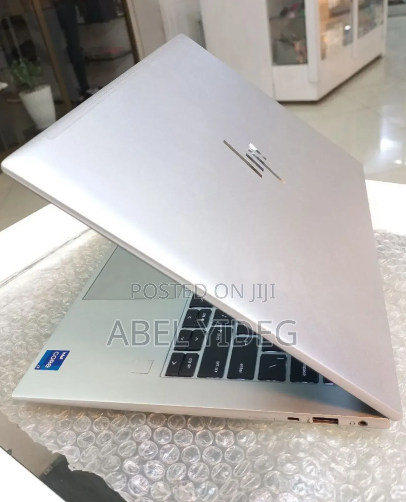 New Laptop HP EliteBook 840 10 16GB Intel Core I7 SSD 512GB