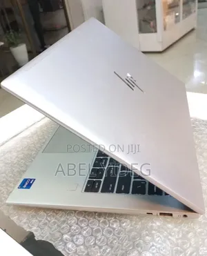 New Laptop HP EliteBook 840 10 16GB Intel Core I7 SSD 512GB