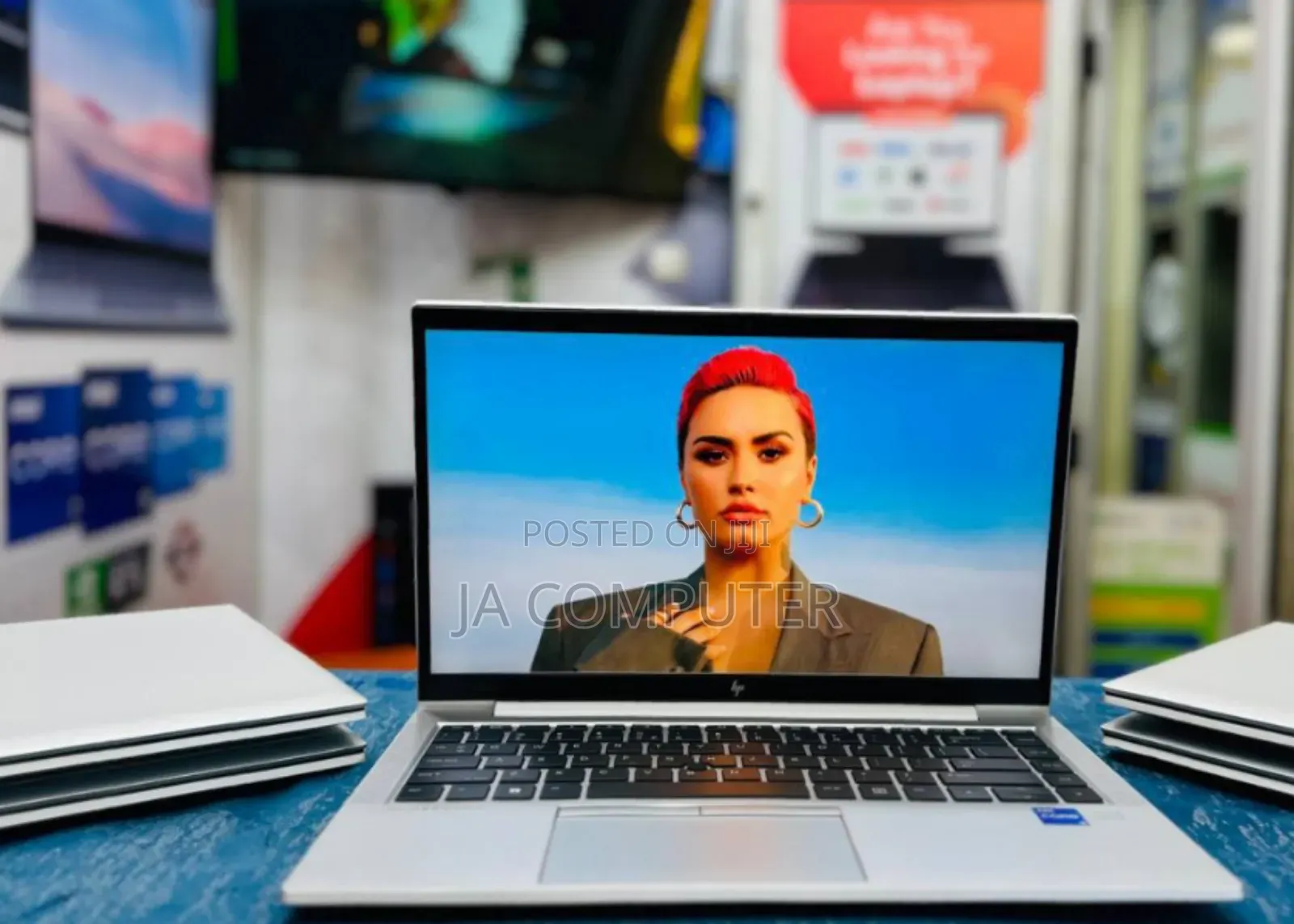 New Laptop HP EliteBook 840 G8 16GB Intel Core I5 SSD 512GB