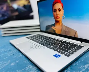 New Laptop HP EliteBook 840 G8 16GB Intel Core I5 SSD 512GB