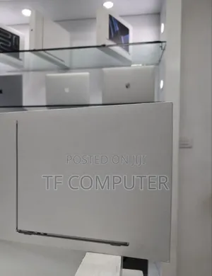 New Laptop Apple MacBook Air 2024 M3 15-Inch 8GB Apple M3 SSD 256GB