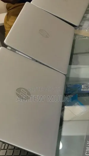 Photo - New Laptop HP Stream Notebook 16GB Intel Core I5 SSD 512GB