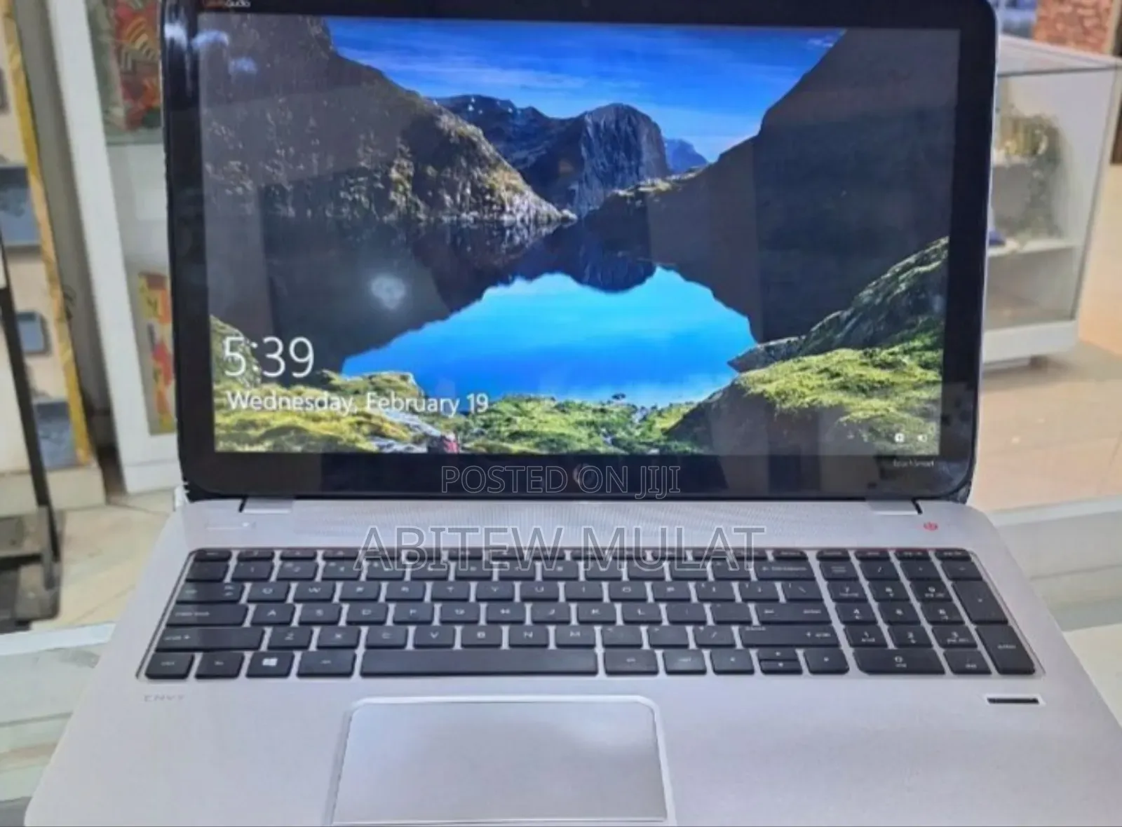 New Laptop HP Envy 15 8GB AMD A10 HDD 500GB