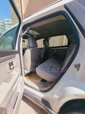 Suzuki Grand Vitara 2008 White