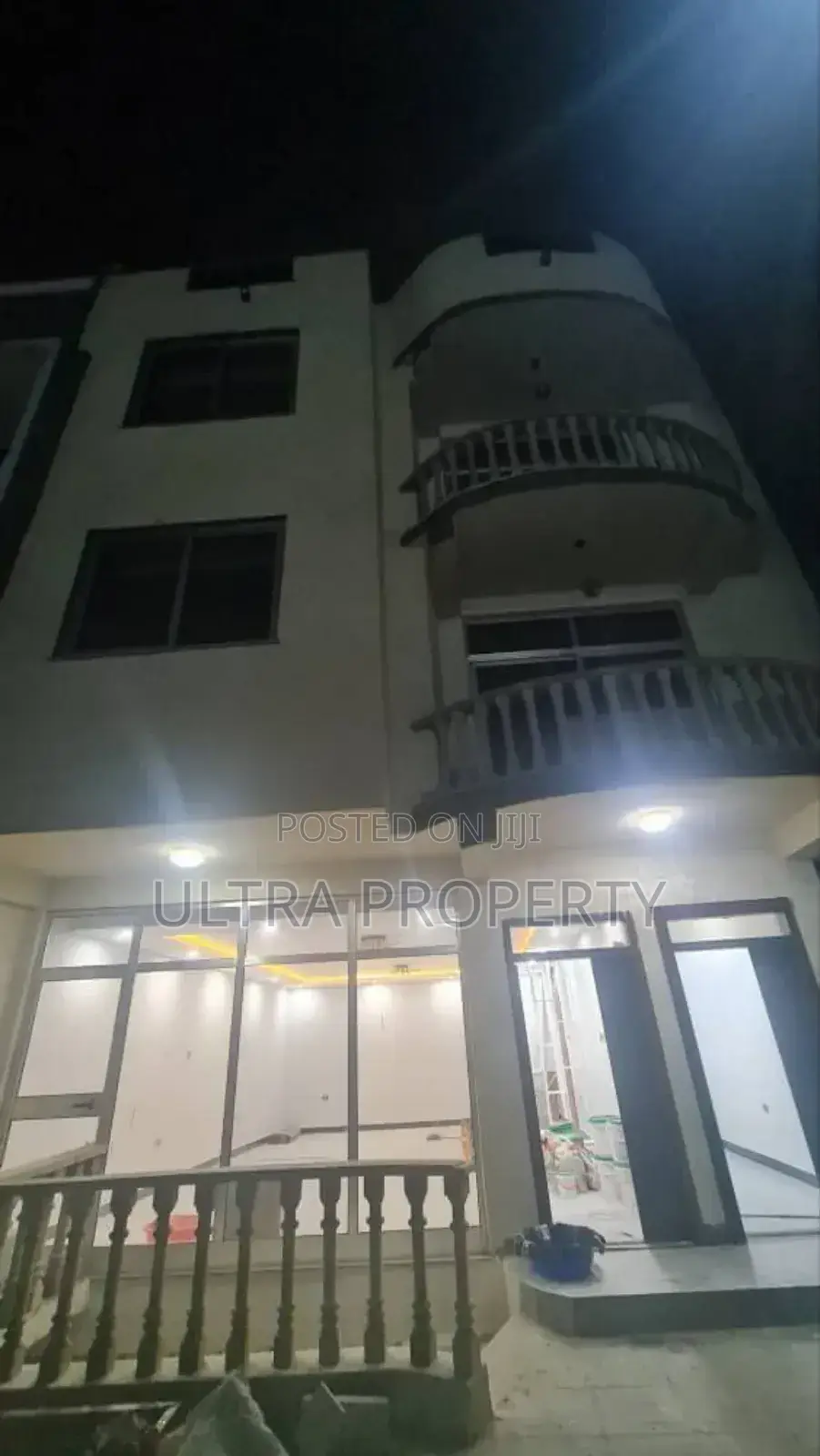 6bdrm Villa in Bole for rent