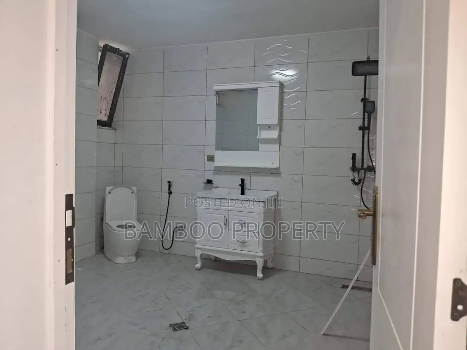 6bdrm Villa in Bole for rent
