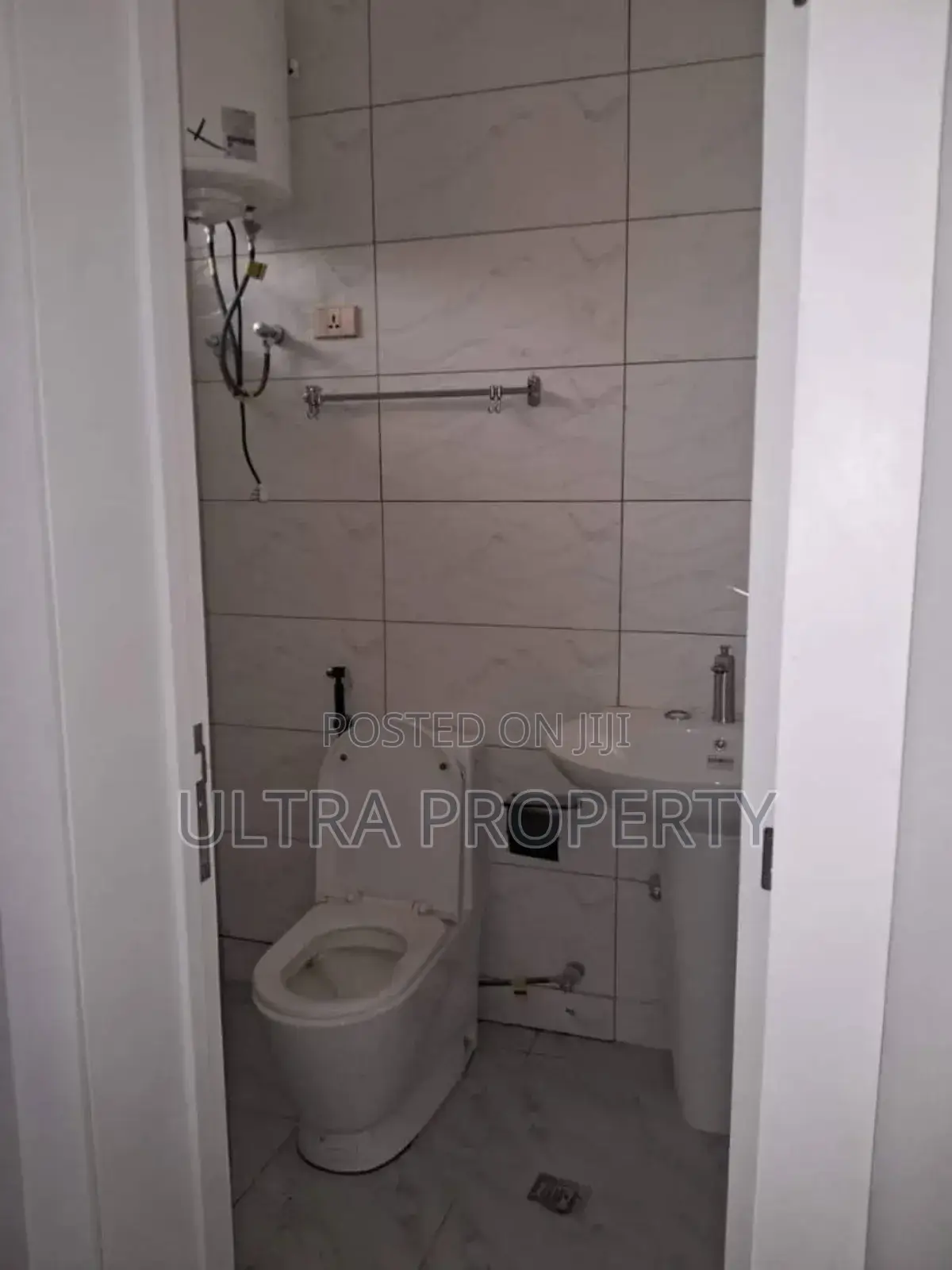 6bdrm Villa in Bole for rent