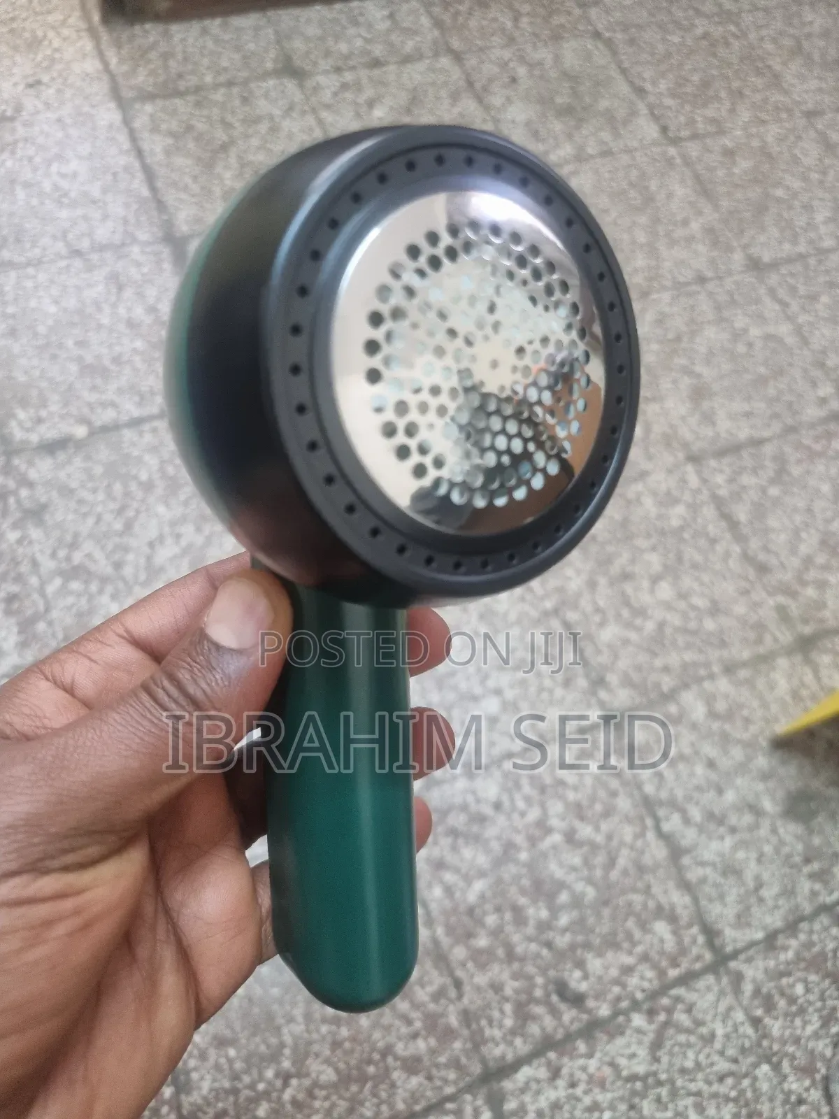 Rechargeable Clothes Lint Remover